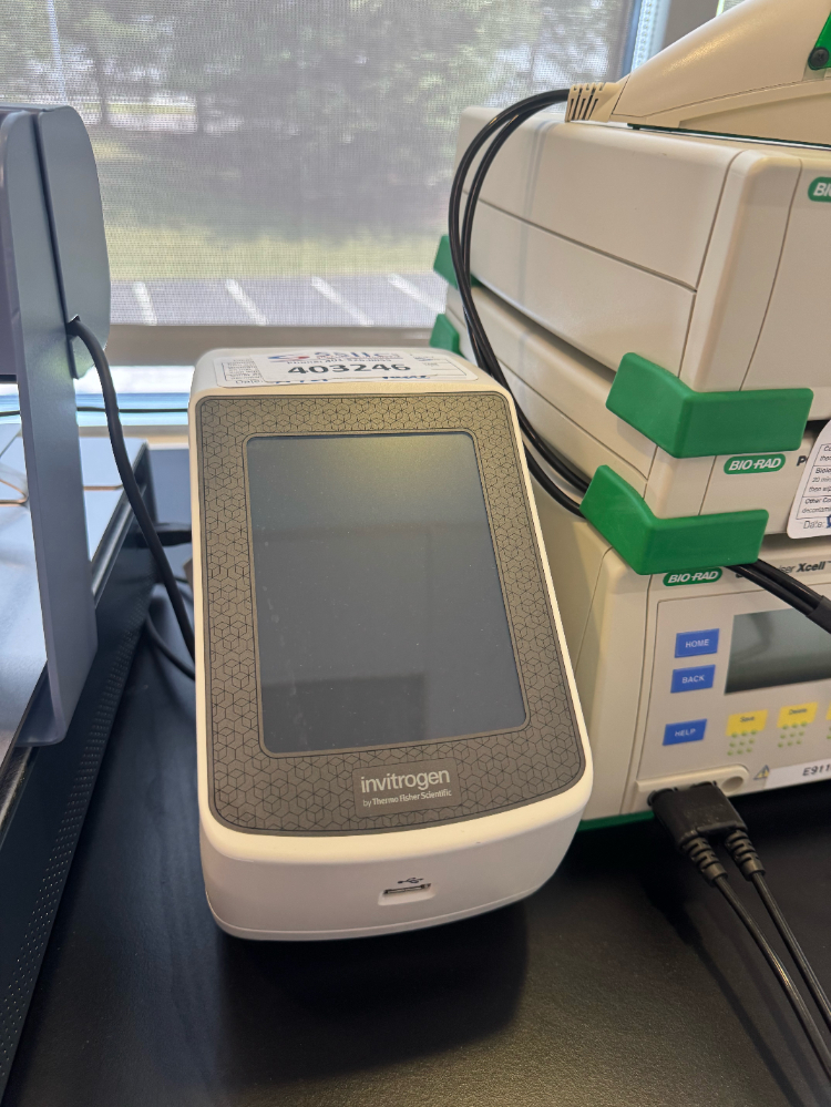 Image of Invitrogen E-Gel Power Snap Electrophoresis Device